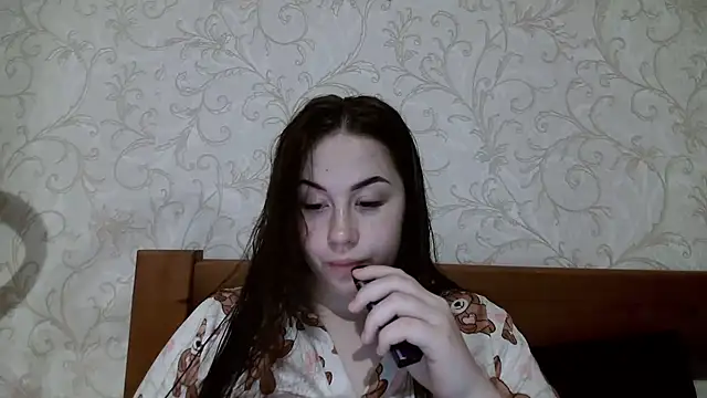 NoirAngel  online show from February 18, 2026, 9:22 pm