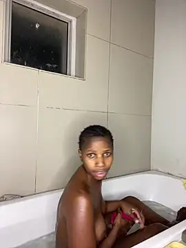 PrimaDonnaxx online show from March 9, 2026, 5:49 pm