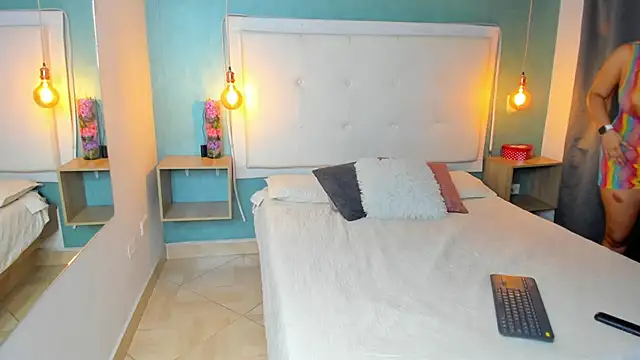 Snapshot of DominikDiaz chatting on February 23, 2026, 8:31 pm DominikDiaz online show from February 23, 2026, 8:31 pm