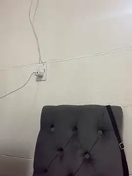 Snapshot of Jimena_luvv chatting on February 25, 2026, 2:45 am Jimena luvv online show from February 25, 2026, 2:45 am