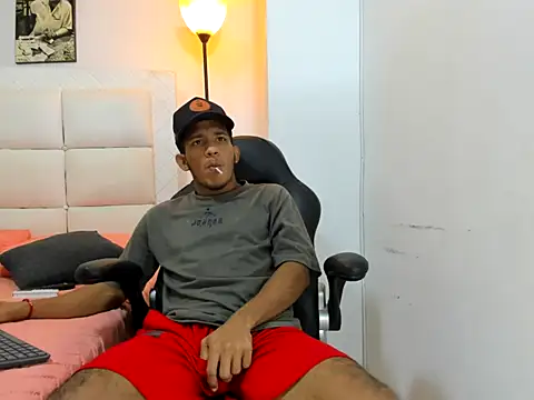 ricky spensar23cm  online show from February 23, 2026, 2:13 am