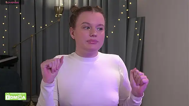 Agatha Gris online show from February 2, 2026, 11:04 pm