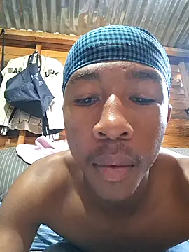 Peterveero12 online show from February 26, 2026, 4:51 pm