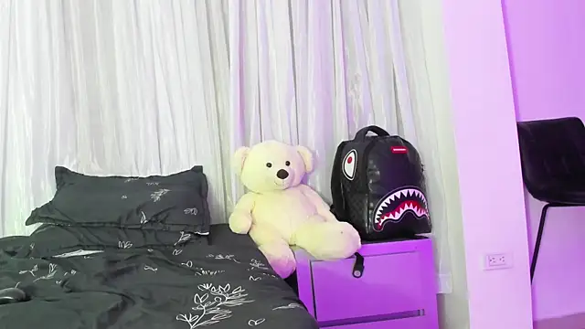 Rpoolrboy online show from April 9, 2026, 5:42 am