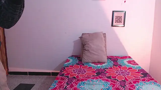 Snapshot of Vlad__night chatting on February 19, 2026, 3:25 am Vlad night online show from February 19, 2026, 3:25 am