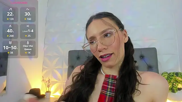 Snapshot of valeryn__rosse chatting on April 22, 2026, 12:28 am valeryn rosse online show from April 22, 2026, 12:28 am