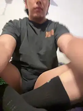 mikahorny online show from July 17, 2026, 6:43 am