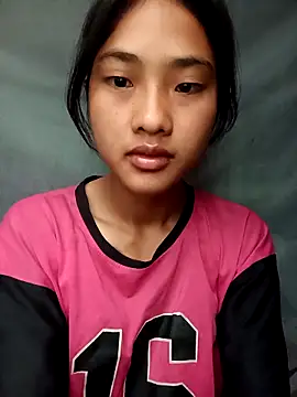 Snapshot of Hoa-tuylip chatting on April 19, 2026, 1:06 am Hoa-tuylip online show from April 19, 2026, 1:06 am