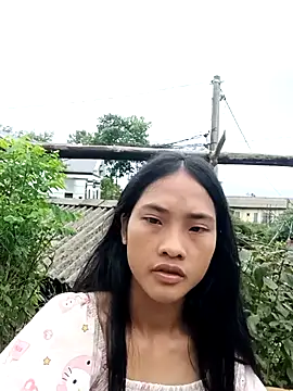Snapshot of Hoa-tuylip chatting on July 29, 2026, 7:18 am Hoa-tuylip online show from July 29, 2026, 7:18 am
