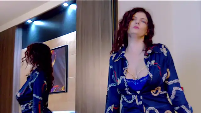 Snapshot of DesireMilf chatting on February 11, 2026, 5:18 am DesireMilf online show from February 11, 2026, 5:18 am