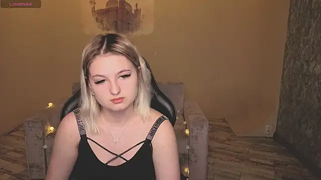 grase neon online show from February 10, 2026, 8:46 am