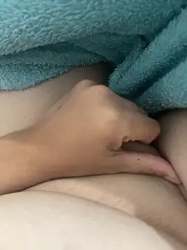 teubrinquedinho online show from April 5, 2026, 5:30 pm