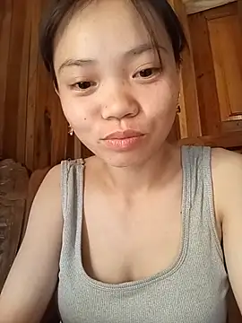 derylove  online show from May 25, 2026, 10:03 am