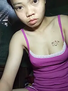 derylove  online show from May 18, 2026, 7:57 am