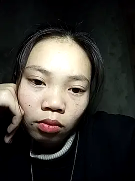 derylove  online show from February 19, 2026, 8:33 am