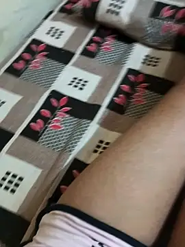 Snapshot of Mahira-- chatting on March 11, 2026, 7:02 am Mahira-- online show from March 11, 2026, 7:02 am