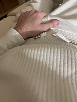 Snapshot of nolimits66 chatting on February 1, 2026, 9:57 pm nolimits66 online show from February 1, 2026, 9:57 pm