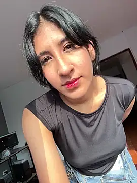 Snapshot of Violet_rousse7 chatting on February 14, 2026, 9:15 pm Violet rousse7 online show from February 14, 2026, 9:15 pm