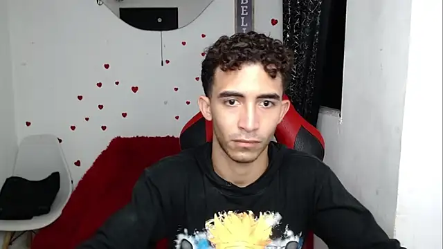 Caius fox online show from March 30, 2026, 1:18 am