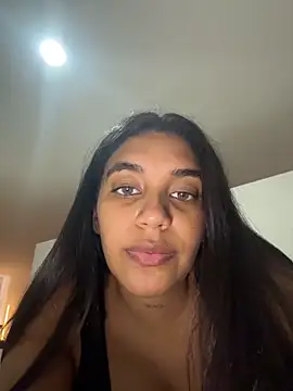 Arianna-Dior online show from June 14, 2026, 9:49 pm