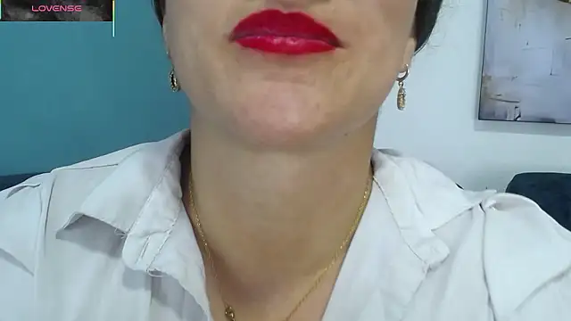 sara marrisson online show from March 3, 2026, 9:44 pm