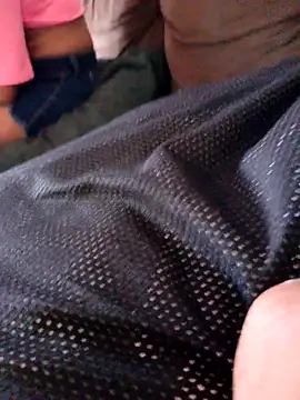 Snapshot of negrim10 chatting on February 15, 2026, 9:25 pm negrim10 online show from February 15, 2026, 9:25 pm