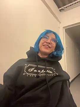 lilith rr online show from March 3, 2026, 3:24 am