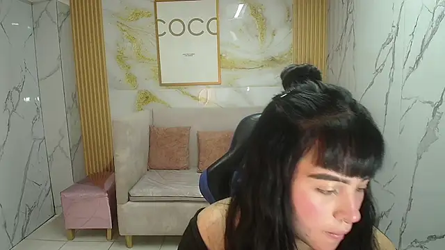 Snapshot of sarita_09_s chatting on April 23, 2026, 7:59 pm sarita 09 s online show from April 23, 2026, 7:59 pm