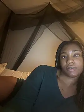 Snapshot of Ebonythroat777 chatting on March 18, 2026, 3:09 am Ebonythroat777 online show from March 18, 2026, 3:09 am