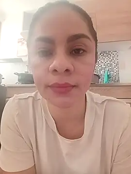 luna pinky online show from April 2, 2026, 4:24 pm