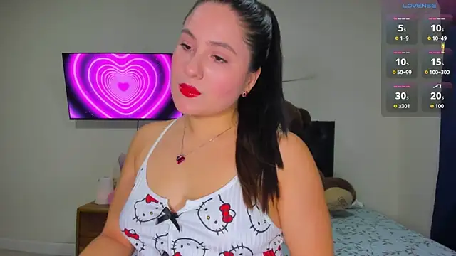 Snapshot of Alessandra_01 chatting on July 28, 2026, 5:37 am Alessandra 01 online show from July 28, 2026, 5:37 am
