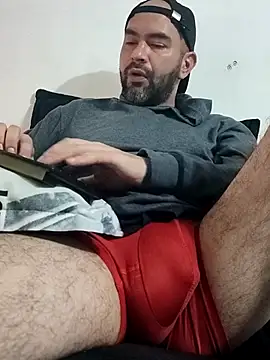 hairyandbigmann online show from March 7, 2026, 5:14 am