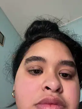 Aloyenita online show from February 11, 2026, 8:58 am