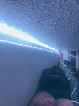 Snapshot of BIGDICK111000 chatting on February 18, 2026, 1:36 am BIGDICK111000 online show from February 18, 2026, 1:36 am