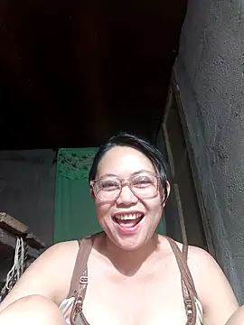 hotpinay 45 online show from February 8, 2026, 8:28 pm