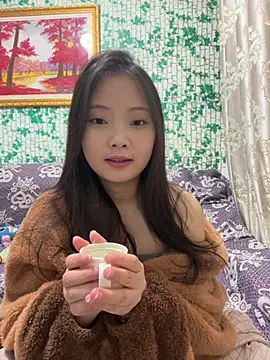 BIGBABYYEYE online show from March 16, 2026, 1:48 pm