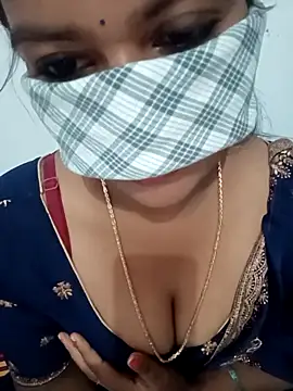 Snapshot of Kavya_KannadaTamil chatting on February 7, 2026, 4:48 pm Kavya KannadaTamil online show from February 7, 2026, 4:48 pm