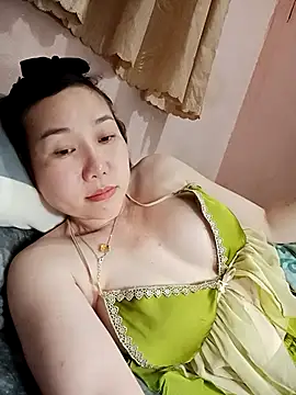 Snapshot of Ana-love2026 chatting on February 28, 2026, 1:44 pm Ana-love2026 online show from February 28, 2026, 1:44 pm