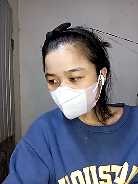 Daisy-lusia2026 online show from March 8, 2026, 2:20 pm