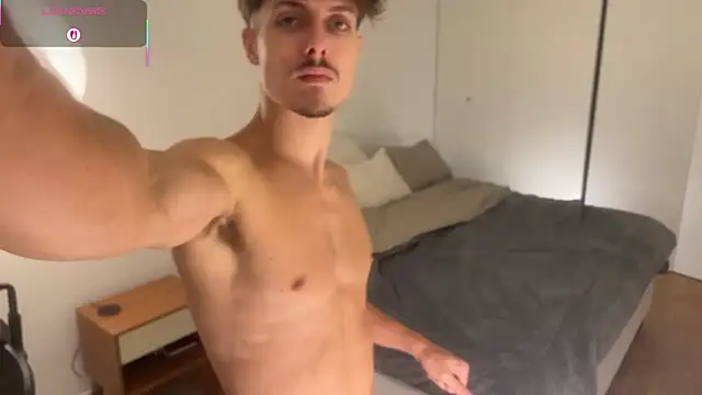 Snapshot of vitoraugustoxxx chatting on February 3, 2026, 11:54 pm vitoraugustoxxx online show from February 3, 2026, 11:54 pm