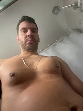 cristianxx18 online show from June 3, 2026, 7:07 pm