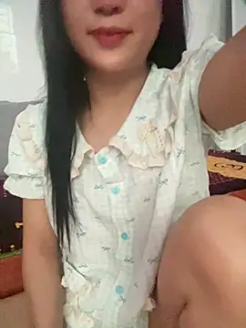 hotgirl-sexy online show from May 4, 2026, 6:06 am