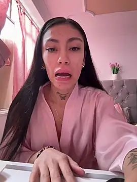 Bonny Eva online show from April 10, 2026, 2:02 pm