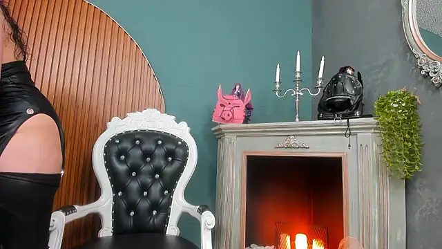 Snapshot of barbara_leython chatting on February 10, 2026, 12:48 pm barbara leython online show from February 10, 2026, 12:48 pm