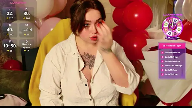 AliraX online show from February 15, 2026, 7:46 pm