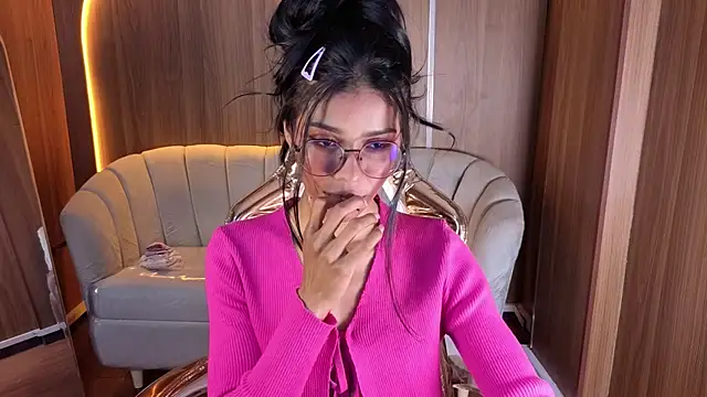 Alina b  online show from February 24, 2026, 8:10 pm