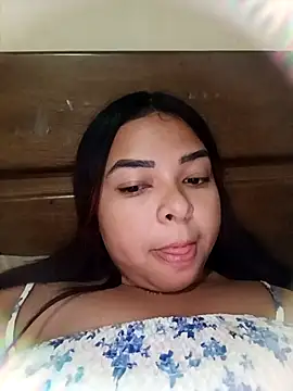 solene09 online show from February 18, 2026, 12:19 am