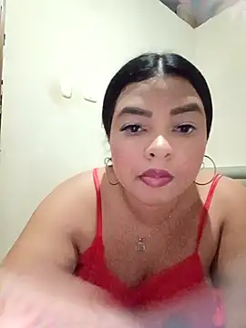 solene09 online show from February 6, 2026, 5:14 am