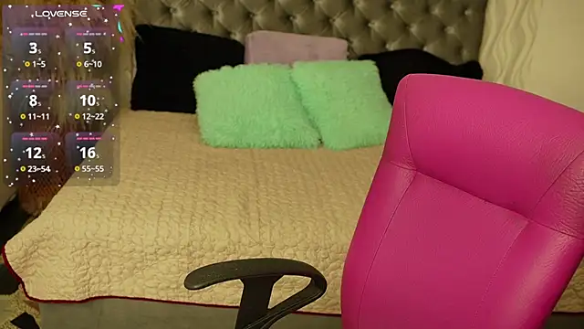 Snapshot of katt_eyes_ chatting on May 28, 2026, 1:39 pm katt eyes online show from May 28, 2026, 1:39 pm
