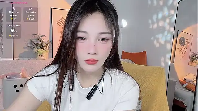 Lisa-295188 online show from March 17, 2026, 7:00 am